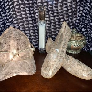 Donald Pliner metallic shoes and David Young Pink Metallic 2-piece bundle